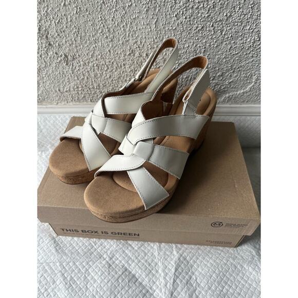 Clarks Women White Giselle Beach Wedge Sandal, Size 11 - Picture 4 of 11